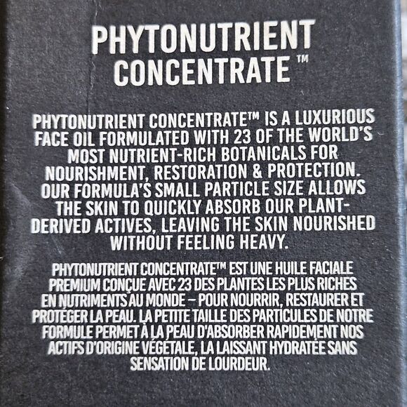 Non Gender Specific Phytonutrient Concentrate Full Size Face Oil - Picture 4 of 6